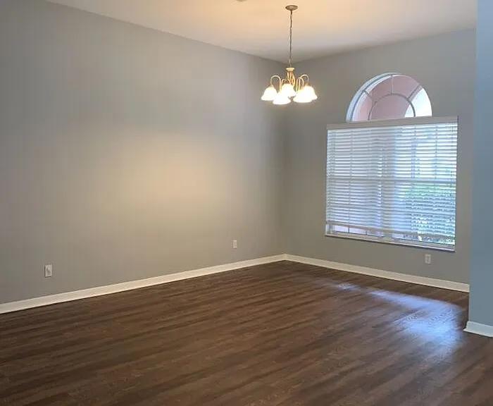 19226 Autumn Woods Ave — Photo 11