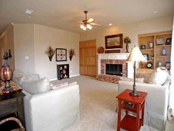 4th image of 1291 Sunland Park Dr