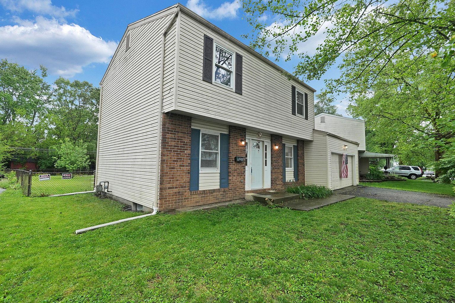 Listing photo 5 for 3224 Sundale Rd