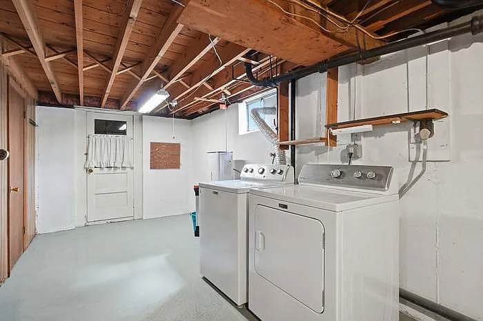 3 bed, 1062 sqft, $2,500 — Photo 2