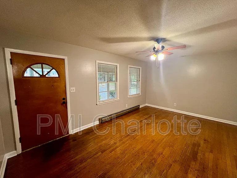 3017 Arnold Dr — Photo 4