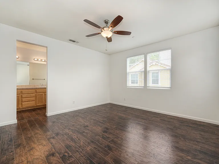 24 Crystalwood Cir — Photo 18