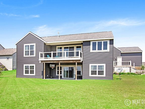3rd image of 4086 Boulder View Dr NE