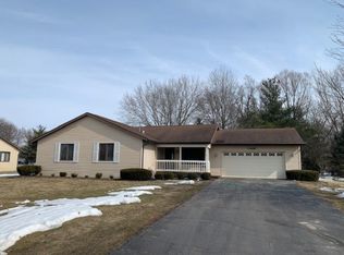 13687 Chevron Dr, Rockton, IL 61072