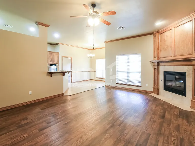 809 Tea Rose Dr — Photo 7