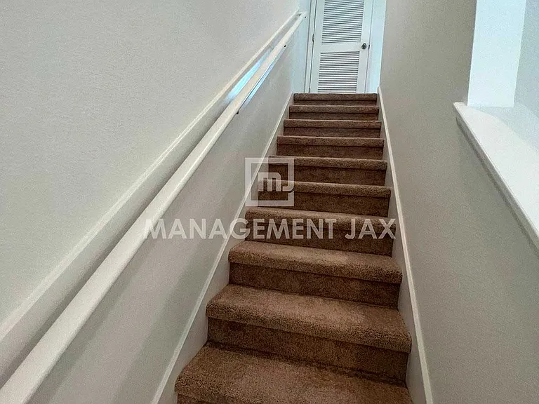 8317 Asteroid St — Photo 15