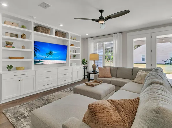 382 Tupelo Lake Dr, Summerville, SC 29486