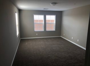 799 N Water St, Henderson, NV 89015