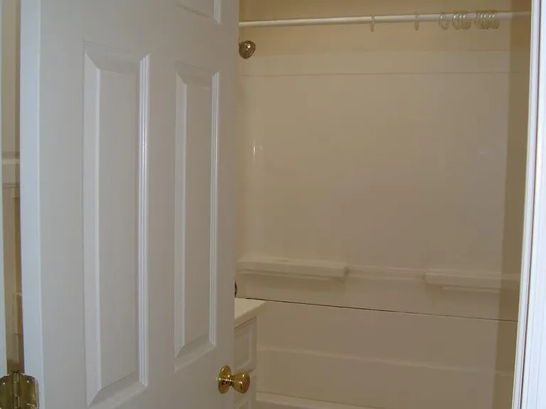 1303 S 6th St #3 — Photo 6
