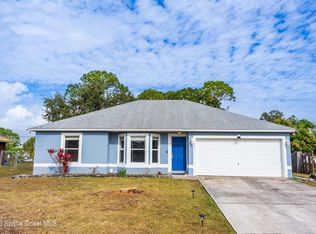 753 Starland St SE, Palm Bay, FL 32909