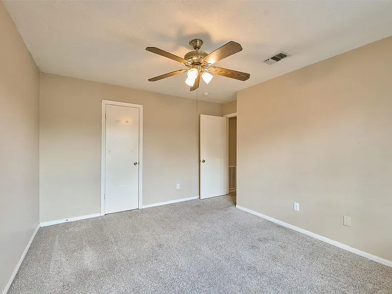 23311 Grand Rapids Ln — Photo 30