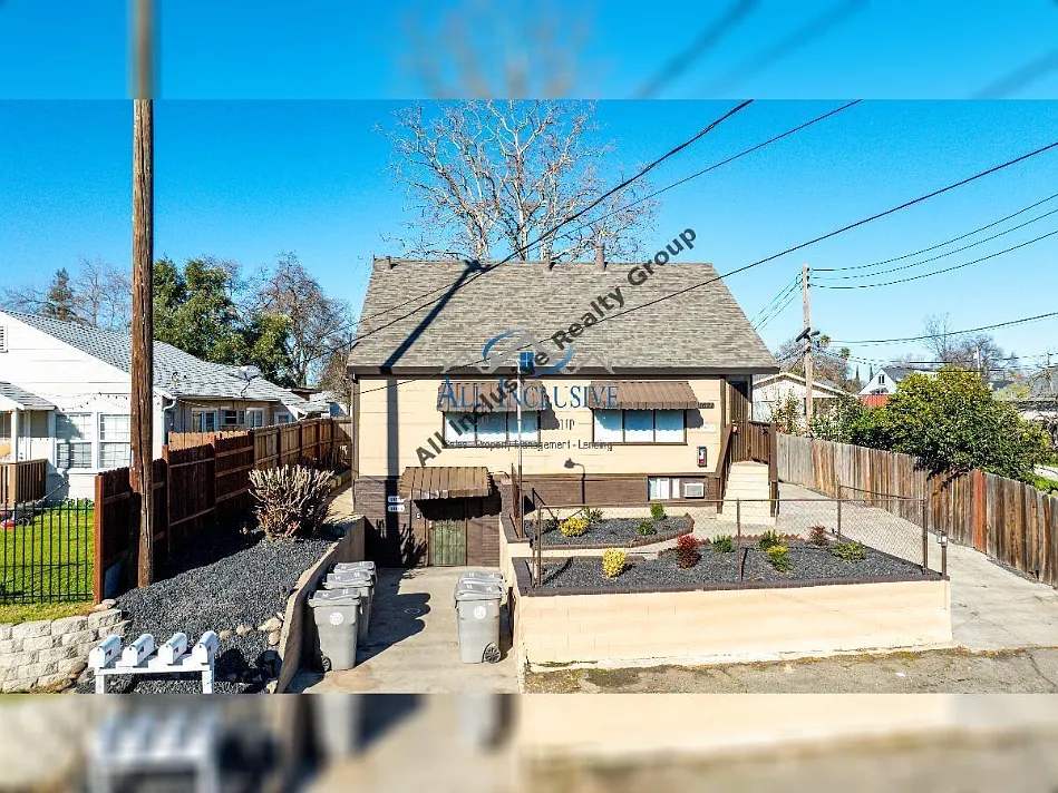 Beautiful 3 beds 1 bath in 4 plex — Photo 2