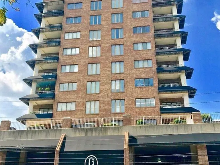 355 S Broadway #304 — Photo 20