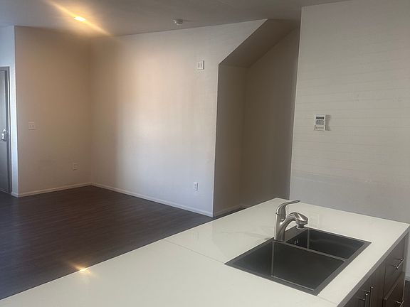 5th image of 3816 Copper Ave NE #C