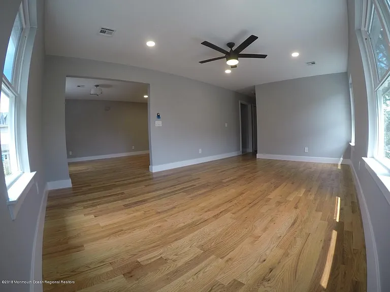 517 Asbury Ave #C — Photo 8