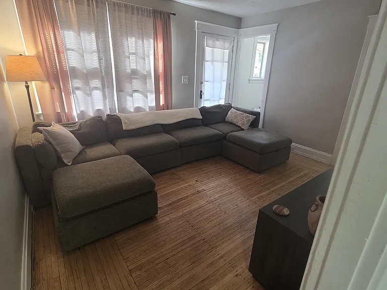 4234 Bell St — Photo 2