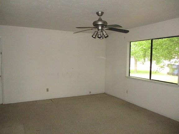 4th image of 6405 Gateridge Cir