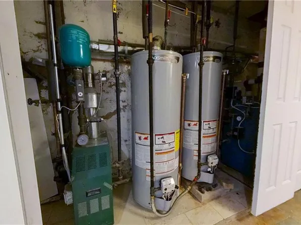 67 Stryker Street image 18 of 20