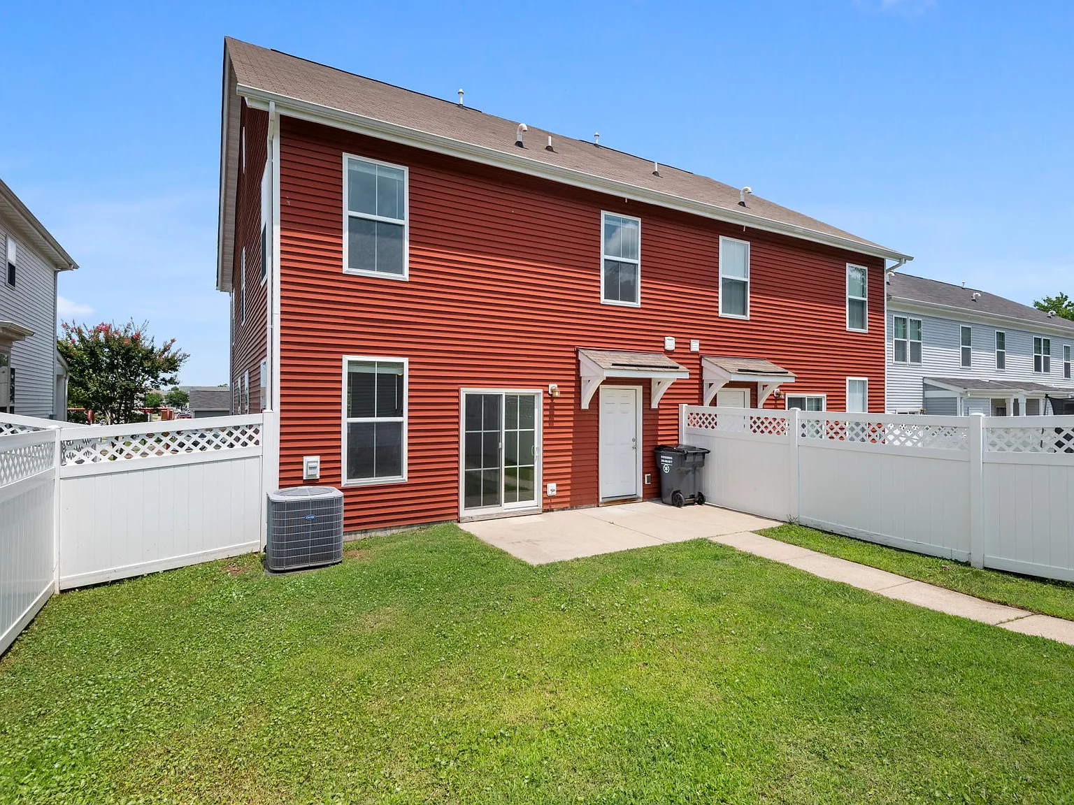 Lovell Cove - Liberty Military Housing — Photo 3