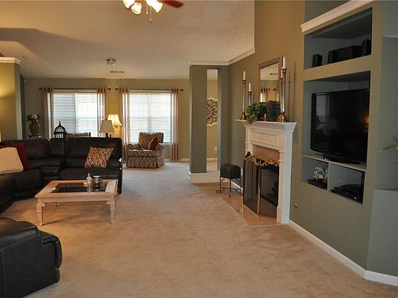 3rd image of 1571 Jami Hollow Way