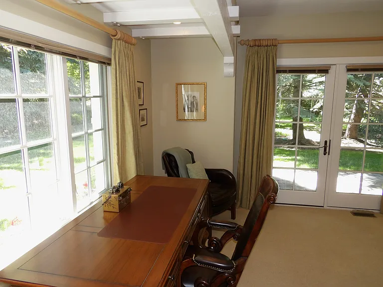 11 Willow Rd — Photo 34