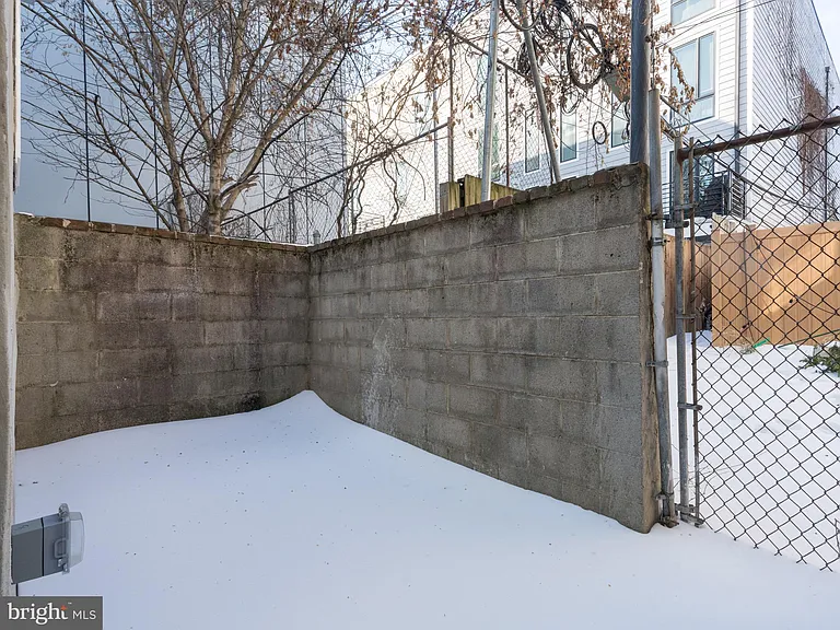 1809 Wylie St #1 — Photo 13
