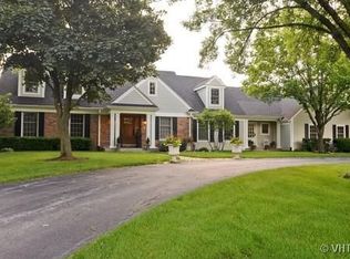 547 Balmoral Ln, Inverness, IL 60067