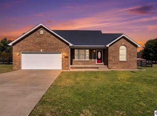 136 Roswell Dr, Elizabethtown, KY 42701