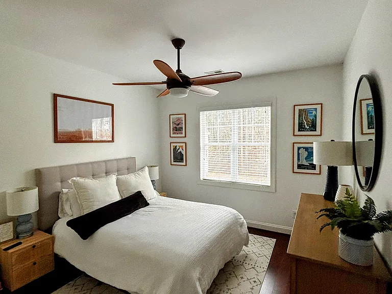 Second bedroom