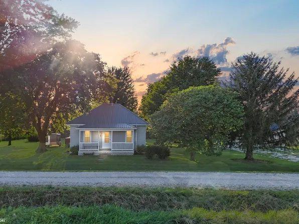 2447 Quincy Ave, New London, IA 52645