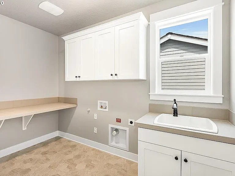 4447 NW Woodgate Ave — Photo 20