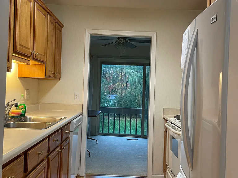 2934 Mount Hope Rd #310 — Photo 5