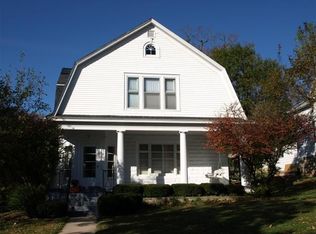 111 S Iowa St, Mineral Point, WI 53565