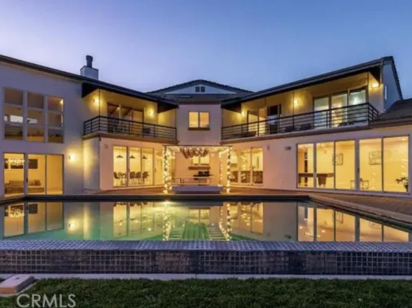 23400 W Moon Shadows Dr, Malibu, CA 90265