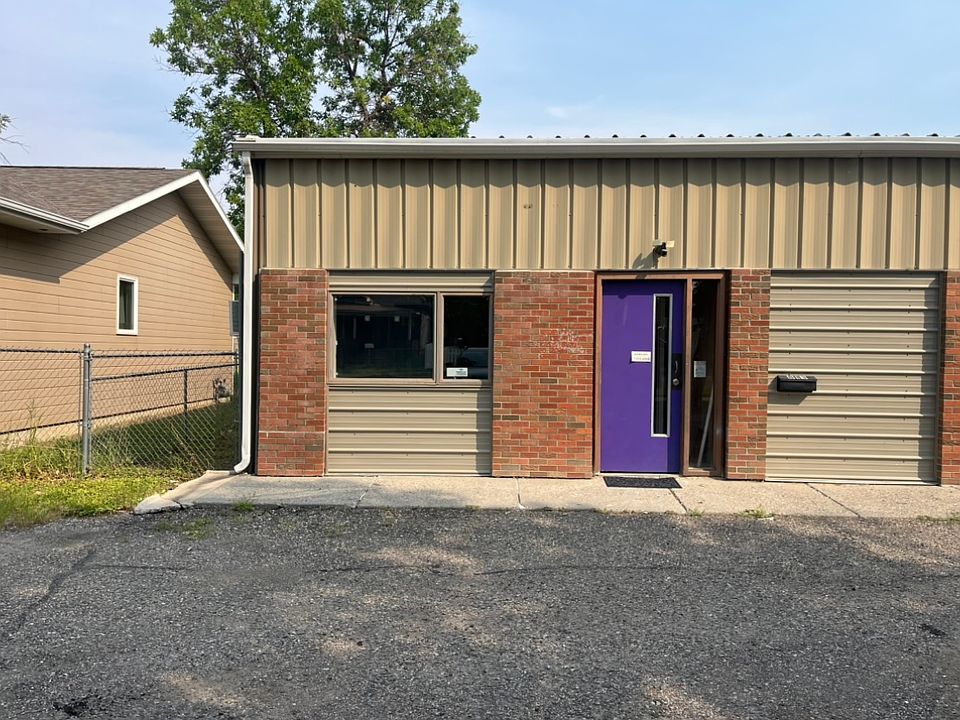 1st image of 813 3rd Ave S #1