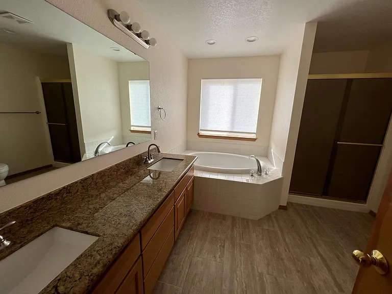 5213 43rd Ct SE — Photo 3