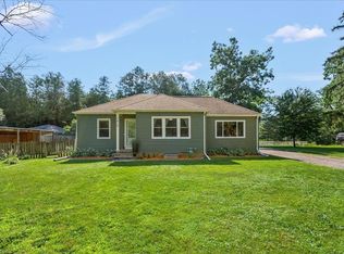 1810 Edwards Ave, Cedar Falls, IA 50613