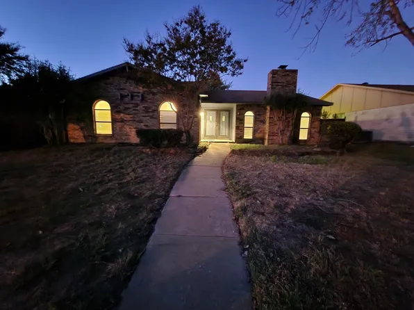 5604 Usher St, The Colony, TX 75056