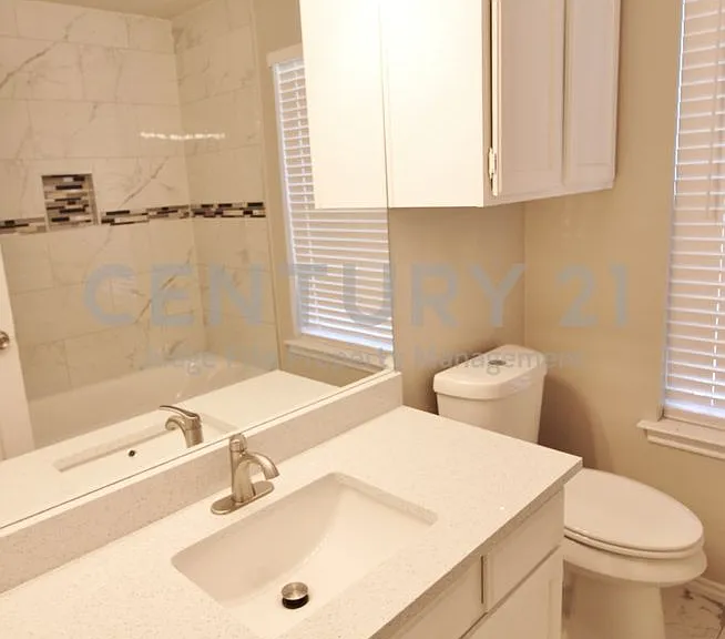 729 Rawlins Dr — Photo 15