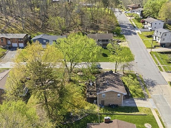 4th image of 2609 David Lee Dr
