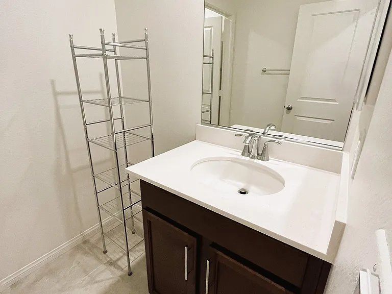 2814 Frabiele St — Photo 44