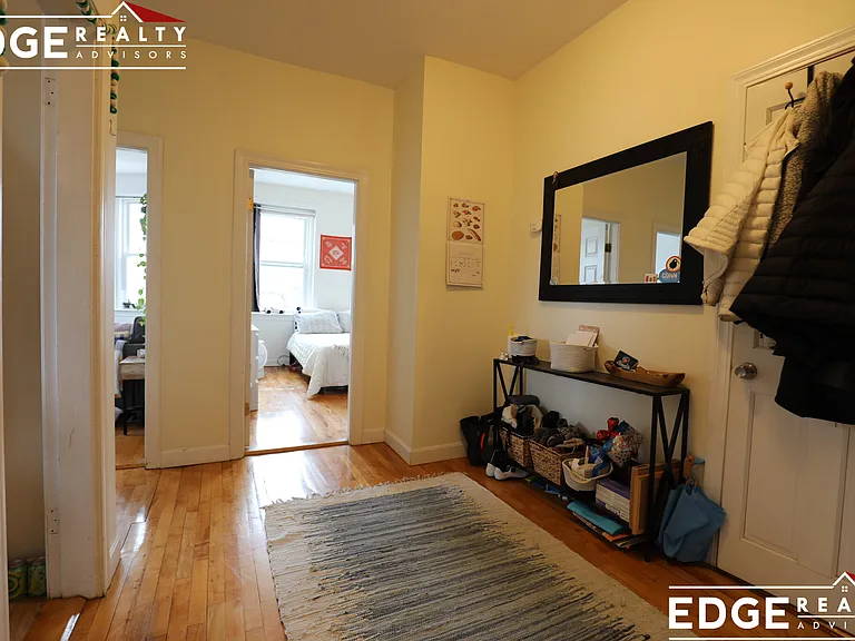 164 Strathmore Rd #21 — Photo 6