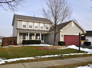 1228 Lakewood Cir, Naperville, IL 60540
