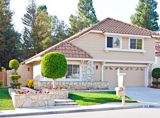 3021 Rikkard Dr, Thousand Oaks, CA 91362