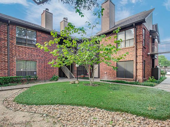 4th image of 3100 Walnut Bend Ln APT 124