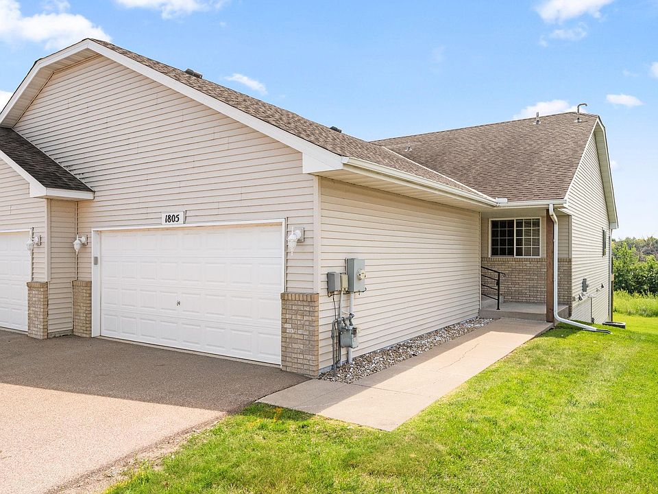 1st image of 1805 Lakeridge Way
