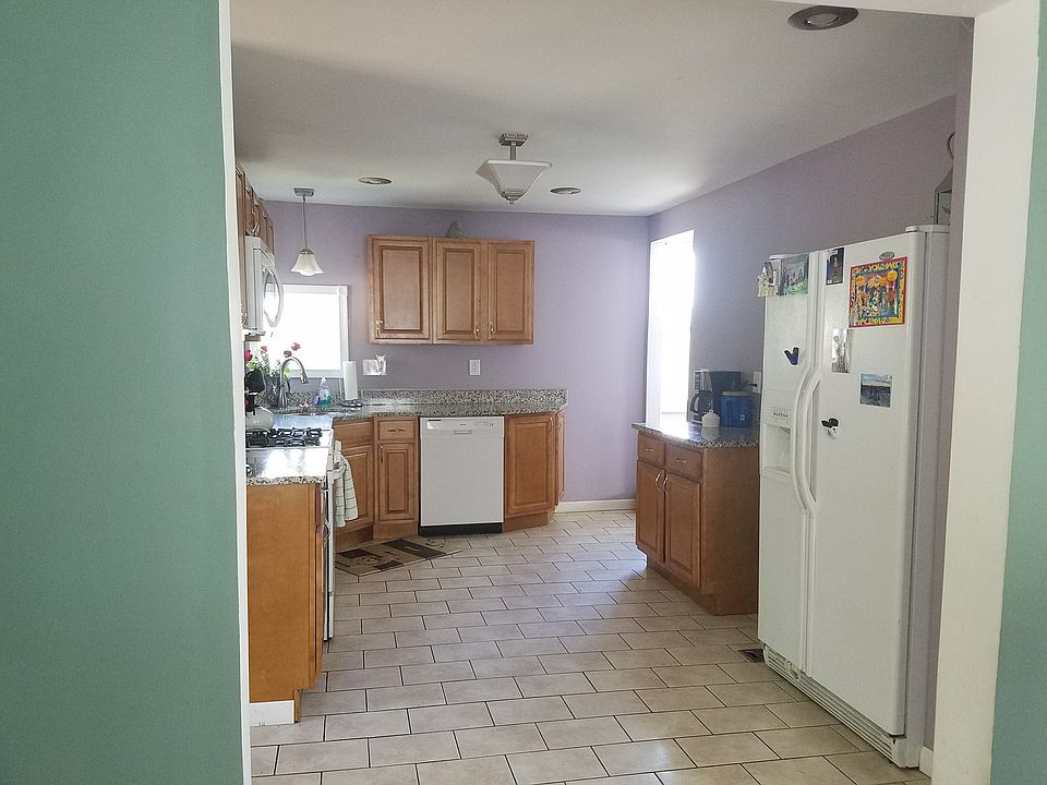 2nd image of 7 Frederick St