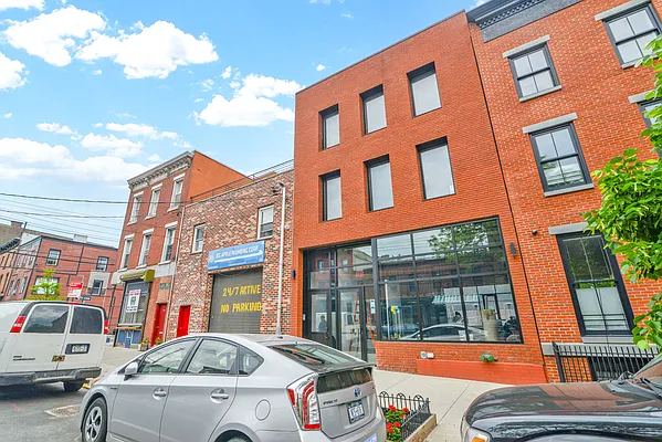 Rented by Garden Heights Realty | media 8