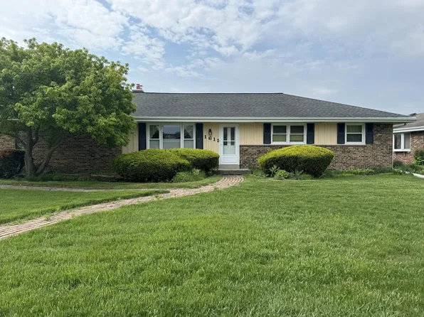 1611 Hickory STREET, South Milwaukee, WI 53172