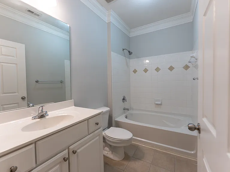 2nd bathroom
